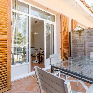 Apartment Le Domaine De La Mer - De Plage Dans Un Cadre Enchanteur, Hyeres